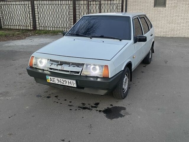 Серый ВАЗ 2109, объемом двигателя 1.3 л и пробегом 231 тыс. км за 1200 $, фото 1 на Automoto.ua