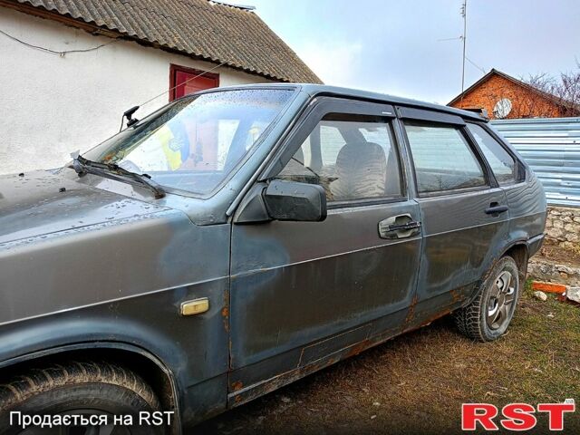 Серый ВАЗ 2109, объемом двигателя 1.5 л и пробегом 97 тыс. км за 800 $, фото 3 на Automoto.ua