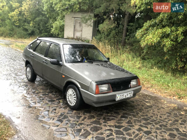 Серый ВАЗ 2109, объемом двигателя 1.5 л и пробегом 533 тыс. км за 780 $, фото 4 на Automoto.ua