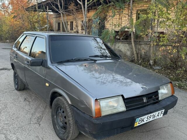 Серый ВАЗ 2109, объемом двигателя 1.3 л и пробегом 185 тыс. км за 650 $, фото 3 на Automoto.ua