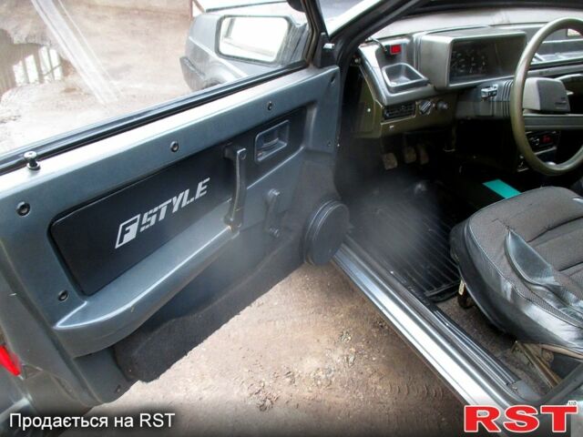Сірий ВАЗ 2109, об'ємом двигуна 1.5 л та пробігом 88 тис. км за 1250 $, фото 6 на Automoto.ua