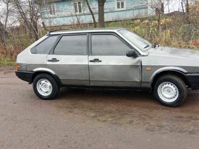 Серый ВАЗ 2109, объемом двигателя 1.3 л и пробегом 330 тыс. км за 516 $, фото 9 на Automoto.ua