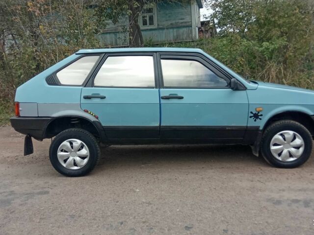 Серый ВАЗ 2109, объемом двигателя 1.5 л и пробегом 330 тыс. км за 594 $, фото 3 на Automoto.ua