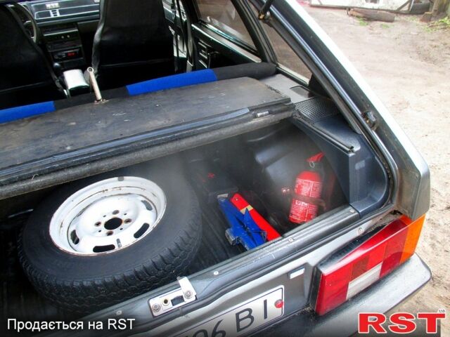 Сірий ВАЗ 2109, об'ємом двигуна 1.5 л та пробігом 88 тис. км за 1250 $, фото 10 на Automoto.ua