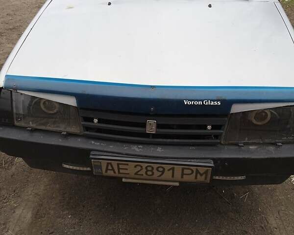Сірий ВАЗ 2109, об'ємом двигуна 1.5 л та пробігом 100 тис. км за 1000 $, фото 3 на Automoto.ua