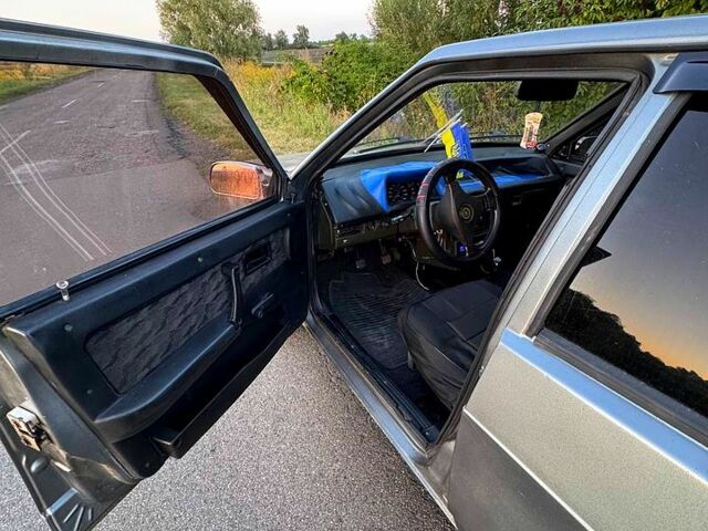 Серый ВАЗ 2109, объемом двигателя 1.5 л и пробегом 148 тыс. км за 1300 $, фото 8 на Automoto.ua