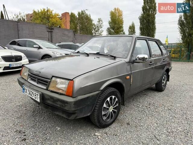 ВАЗ 2109 1990 в Хмельницком на Automoto.ua Серый ВАЗ 2109, объемом двигателя 1.5 л и пробегом 150 тыс. км за 850 $, фото 7 на Automoto.ua