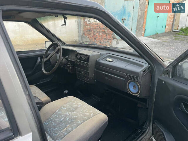Сірий ВАЗ 2109, об'ємом двигуна 1.5 л та пробігом 100 тис. км за 653 $, фото 13 на Automoto.ua