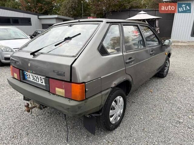 ВАЗ 2109 1990 в Хмельницком на Automoto.ua Серый ВАЗ 2109, объемом двигателя 1.5 л и пробегом 150 тыс. км за 850 $, фото 3 на Automoto.ua