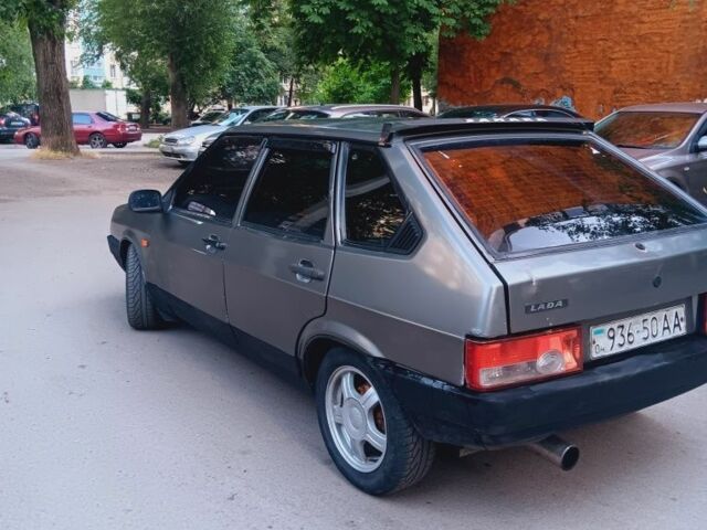 Серый ВАЗ 2109, объемом двигателя 1.3 л и пробегом 75 тыс. км за 1150 $, фото 3 на Automoto.ua