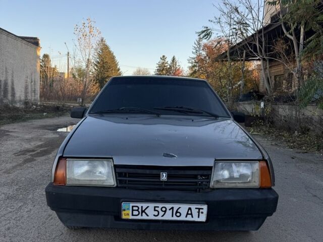 Серый ВАЗ 2109, объемом двигателя 1.3 л и пробегом 185 тыс. км за 650 $, фото 1 на Automoto.ua