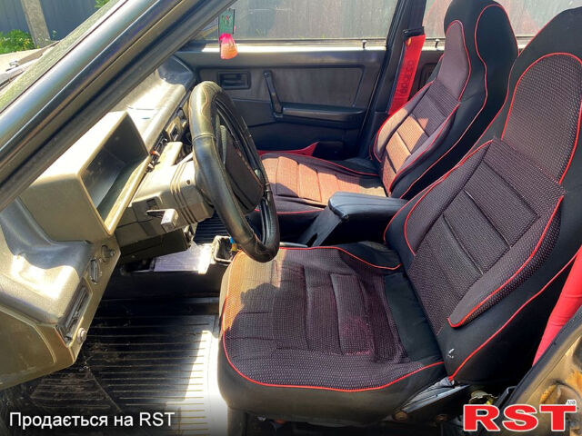 Серый ВАЗ 2109, объемом двигателя 1.5 л и пробегом 187 тыс. км за 999 $, фото 5 на Automoto.ua