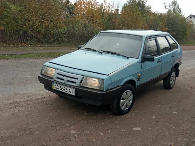 Серый ВАЗ 2109, объемом двигателя 1.5 л и пробегом 330 тыс. км за 594 $, фото 4 на Automoto.ua