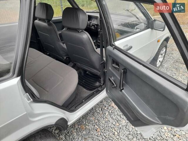 Сірий ВАЗ 2109, об'ємом двигуна 1.5 л та пробігом 75 тис. км за 950 $, фото 8 на Automoto.ua