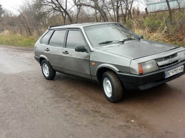 Серый ВАЗ 2109, объемом двигателя 1.3 л и пробегом 330 тыс. км за 516 $, фото 7 на Automoto.ua