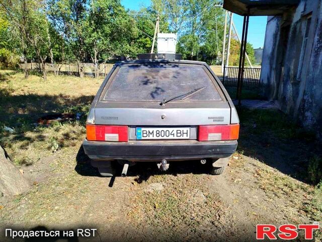 Серый ВАЗ 2109, объемом двигателя 1.5 л и пробегом 300 тыс. км за 550 $, фото 2 на Automoto.ua