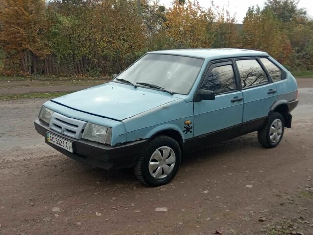 Серый ВАЗ 2109, объемом двигателя 1.5 л и пробегом 330 тыс. км за 594 $, фото 1 на Automoto.ua