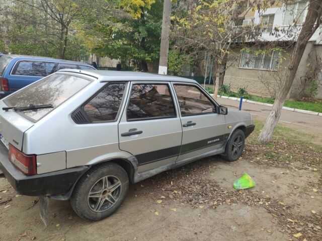 Серый ВАЗ 2109, объемом двигателя 1.5 л и пробегом 999 тыс. км за 850 $, фото 2 на Automoto.ua