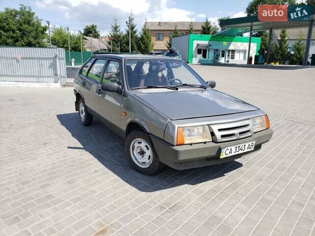 Серый ВАЗ 2109, объемом двигателя 1.3 л и пробегом 81 тыс. км за 1900 $, фото 1 на Automoto.ua