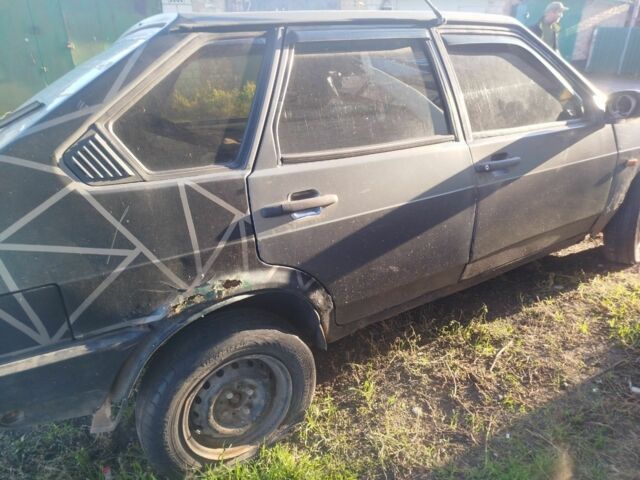 Серый ВАЗ 2109, объемом двигателя 1.5 л и пробегом 50 тыс. км за 478 $, фото 3 на Automoto.ua