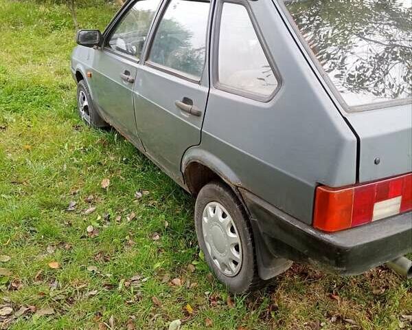 Серый ВАЗ 2109, объемом двигателя 1.5 л и пробегом 300 тыс. км за 350 $, фото 5 на Automoto.ua