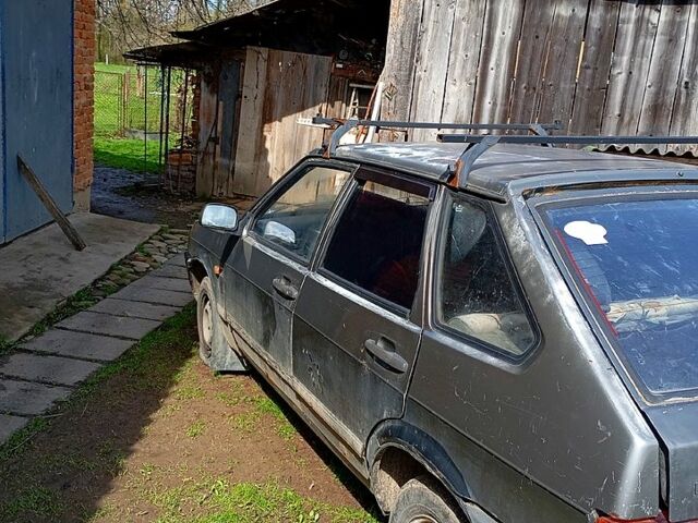 Сірий ВАЗ 2109, об'ємом двигуна 1.1 л та пробігом 0 тис. км за 400 $, фото 1 на Automoto.ua