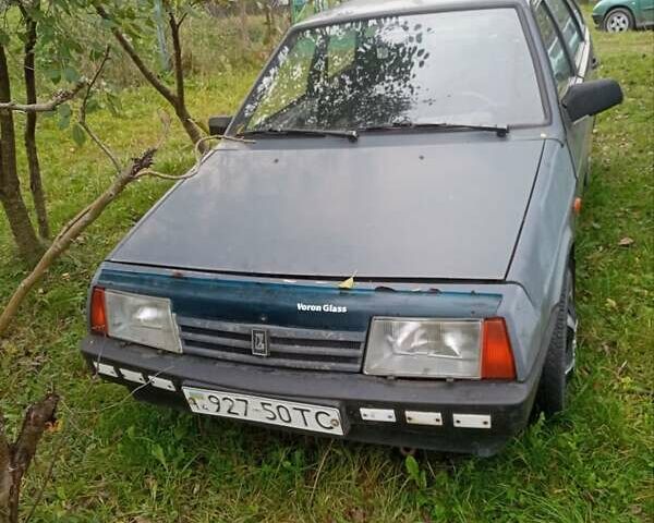 Серый ВАЗ 2109, объемом двигателя 1.5 л и пробегом 300 тыс. км за 350 $, фото 4 на Automoto.ua