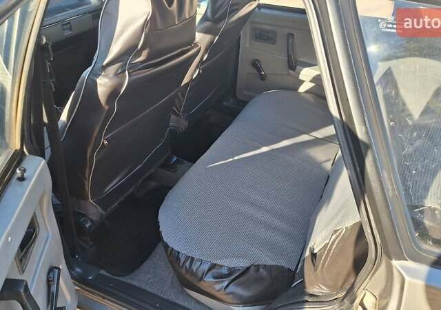 Серый ВАЗ 2109, объемом двигателя 1.3 л и пробегом 180 тыс. км за 1050 $, фото 4 на Automoto.ua