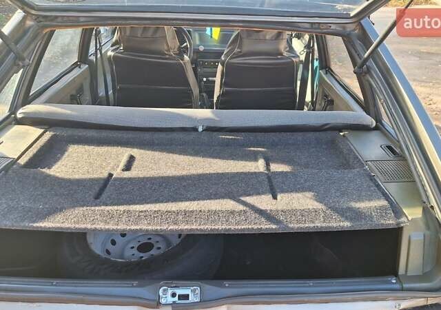 Серый ВАЗ 2109, объемом двигателя 1.3 л и пробегом 180 тыс. км за 1050 $, фото 11 на Automoto.ua