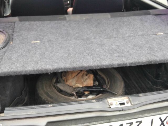 Сірий ВАЗ 2109, об'ємом двигуна 1.3 л та пробігом 400 тис. км за 947 $, фото 8 на Automoto.ua