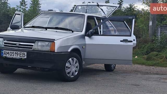 Серый ВАЗ 2109, объемом двигателя 1.5 л и пробегом 33 тыс. км за 1750 $, фото 8 на Automoto.ua