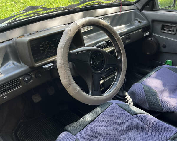 Серый ВАЗ 2109, объемом двигателя 1.5 л и пробегом 300 тыс. км за 700 $, фото 1 на Automoto.ua