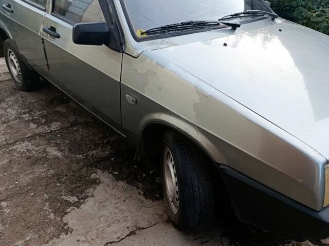 Сірий ВАЗ 2109, об'ємом двигуна 1.5 л та пробігом 200 тис. км за 800 $, фото 1 на Automoto.ua