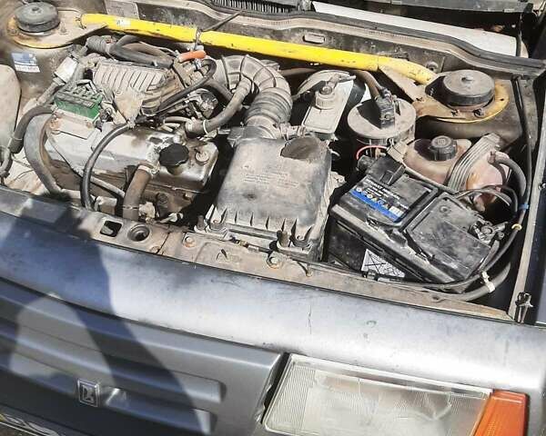 Серый ВАЗ 2109, объемом двигателя 1.6 л и пробегом 220 тыс. км за 1500 $, фото 9 на Automoto.ua