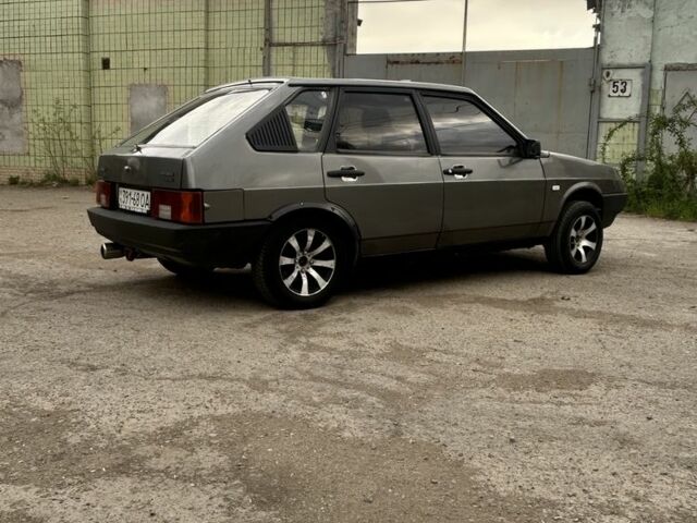 Серый ВАЗ 2109, объемом двигателя 1.6 л и пробегом 253 тыс. км за 1350 $, фото 4 на Automoto.ua