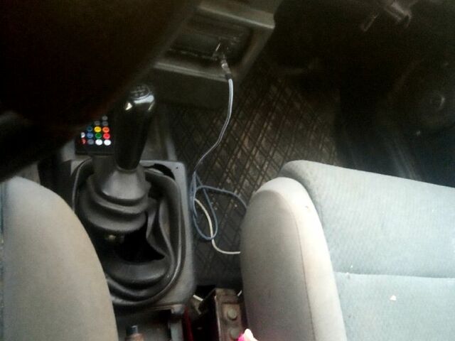 Серый ВАЗ 2109, объемом двигателя 1.3 л и пробегом 278 тыс. км за 500 $, фото 2 на Automoto.ua