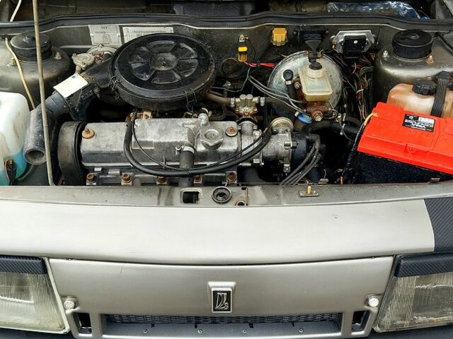 Серый ВАЗ 2109, объемом двигателя 1.5 л и пробегом 200 тыс. км за 1100 $, фото 1 на Automoto.ua