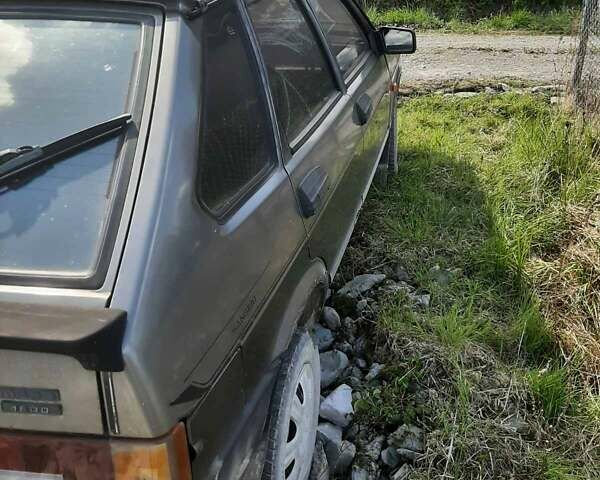 Серый ВАЗ 2109, объемом двигателя 1.6 л и пробегом 220 тыс. км за 1500 $, фото 5 на Automoto.ua