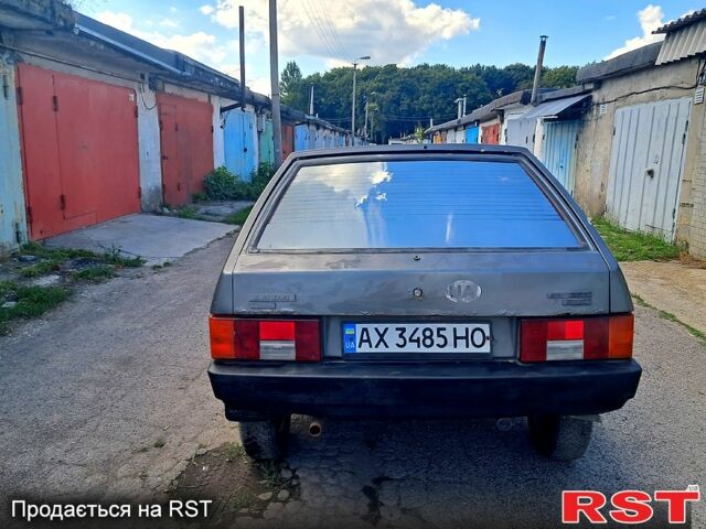 Серый ВАЗ 2109, объемом двигателя 1.5 л и пробегом 240 тыс. км за 900 $, фото 3 на Automoto.ua