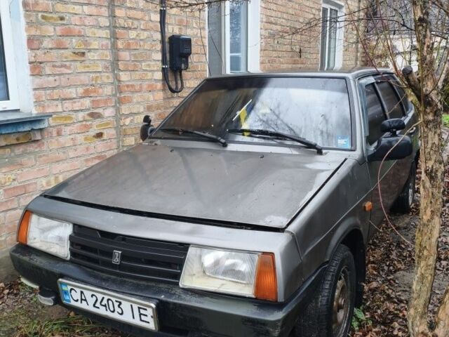 Серый ВАЗ 2109, объемом двигателя 1.3 л и пробегом 1000 тыс. км за 500 $, фото 1 на Automoto.ua
