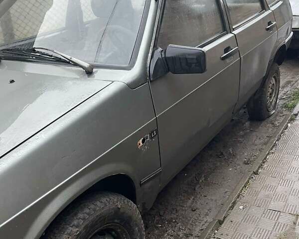 Серый ВАЗ 2109, объемом двигателя 1.1 л и пробегом 134 тыс. км за 236 $, фото 6 на Automoto.ua