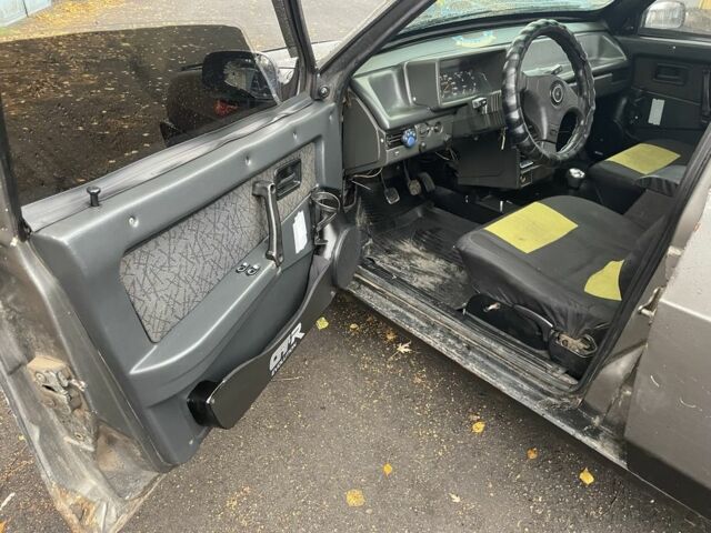 Серый ВАЗ 2109, объемом двигателя 1.5 л и пробегом 234 тыс. км за 558 $, фото 5 на Automoto.ua