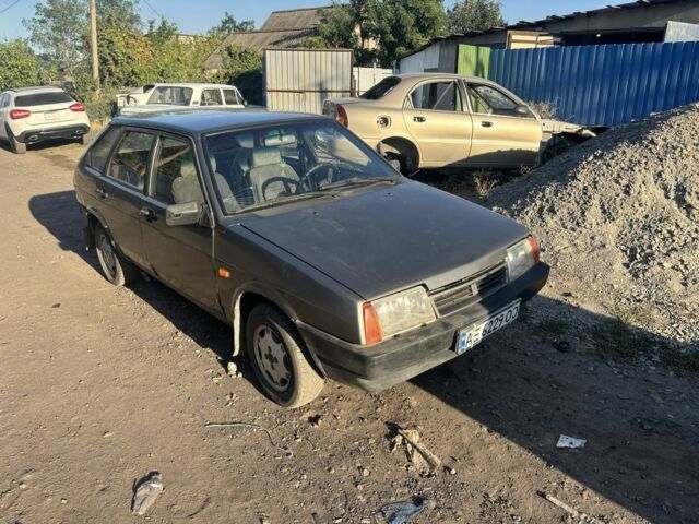 Серый ВАЗ 2109, объемом двигателя 1.5 л и пробегом 200 тыс. км за 558 $, фото 4 на Automoto.ua