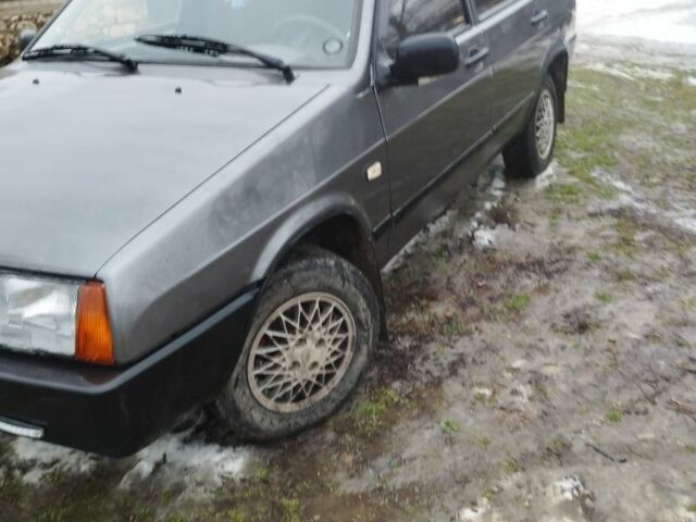 Серый ВАЗ 2109, объемом двигателя 0 л и пробегом 340 тыс. км за 1300 $, фото 3 на Automoto.ua