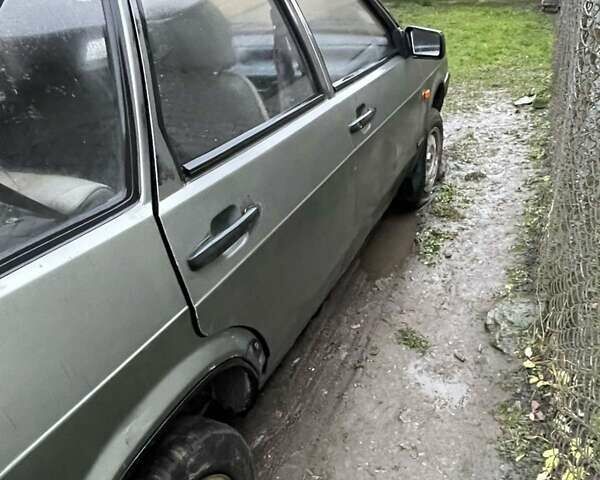Серый ВАЗ 2109, объемом двигателя 1.1 л и пробегом 134 тыс. км за 236 $, фото 4 на Automoto.ua
