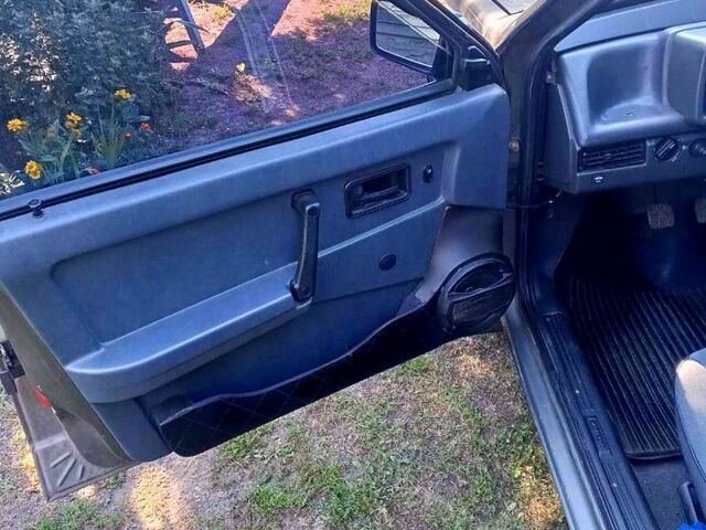 Серый ВАЗ 2109, объемом двигателя 1.3 л и пробегом 79 тыс. км за 1500 $, фото 3 на Automoto.ua