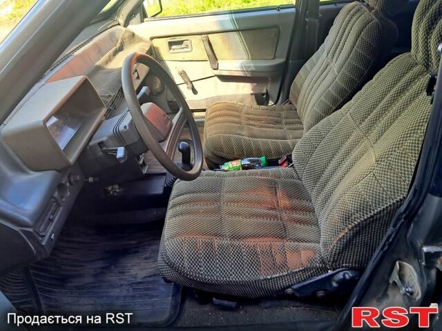 Серый ВАЗ 2109, объемом двигателя 1.5 л и пробегом 240 тыс. км за 900 $, фото 7 на Automoto.ua