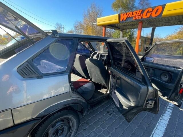 ВАЗ 2109 1991 у Дніпро (Дніпропетровську) на Automoto.ua Сірий ВАЗ 2109, об'ємом двигуна 1.3 л та пробігом 250 тис. км за 645 $, фото 2 на Automoto.ua