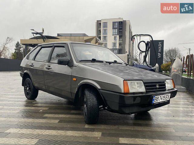 Серый ВАЗ 2109, объемом двигателя 1.5 л и пробегом 300 тыс. км за 700 $, фото 1 на Automoto.ua