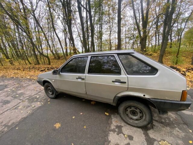 ВАЗ 2109 1992 у Вінниці на Automoto.ua Сірий ВАЗ 2109, об'ємом двигуна 1.5 л та пробігом 3 тис. км за 650 $, фото 4 на Automoto.ua